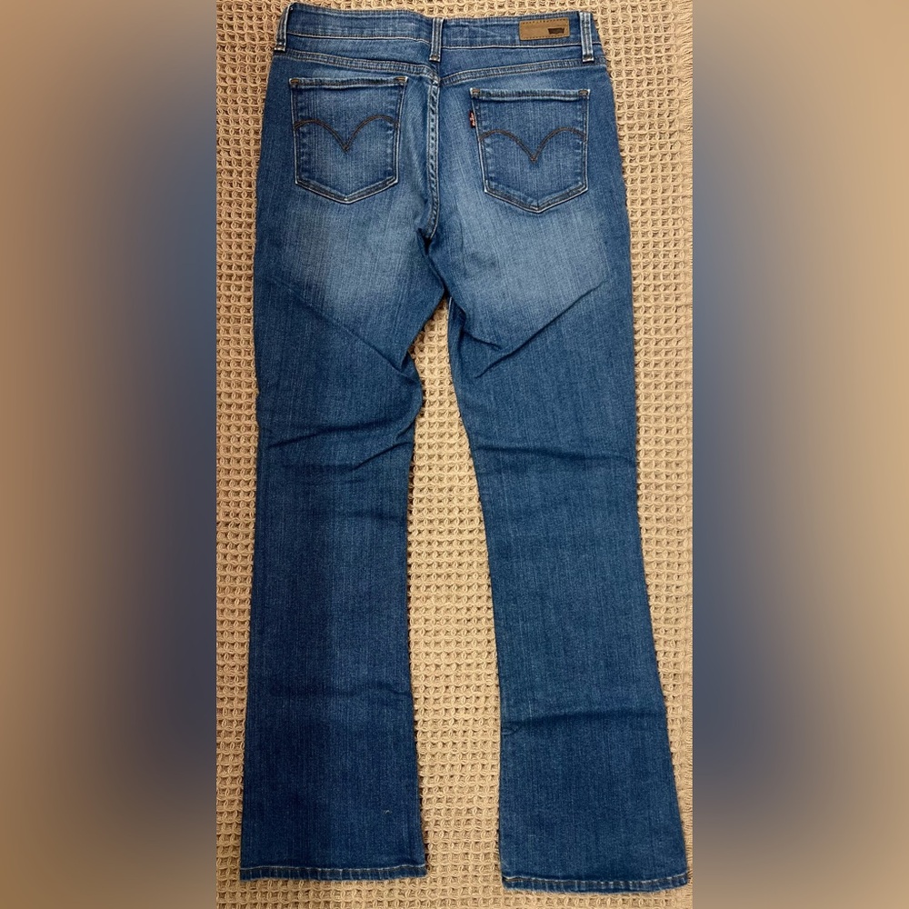 Levi's Demi Mid Rise Bootcut Jeans - Size 27x30 / Size 4 - Picture 5 of 13
